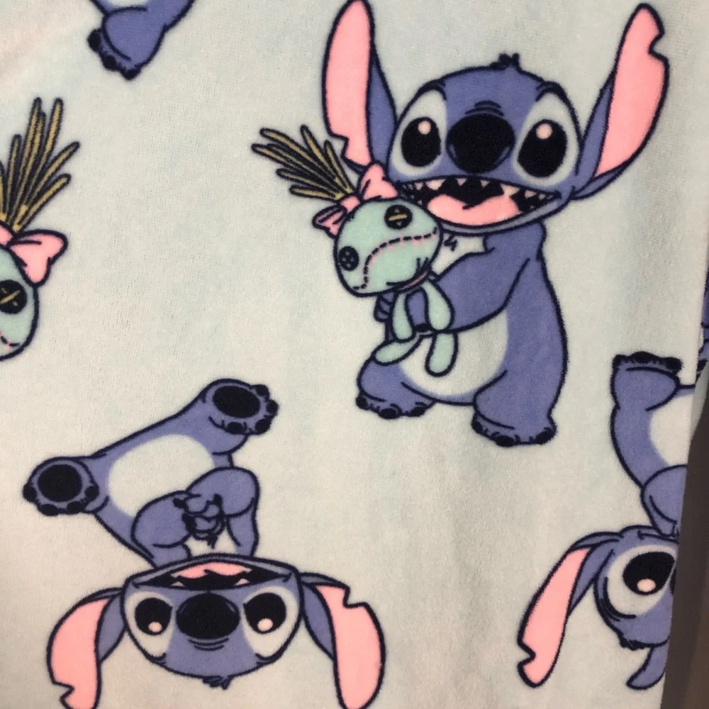 Disney Stitch Scrump Adult Sleepwear Top Shirt XL Blue Long Sleeve Soft - Picture 2 of 5